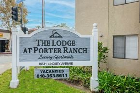 Northridge apartment for rent - Leasing sign for building